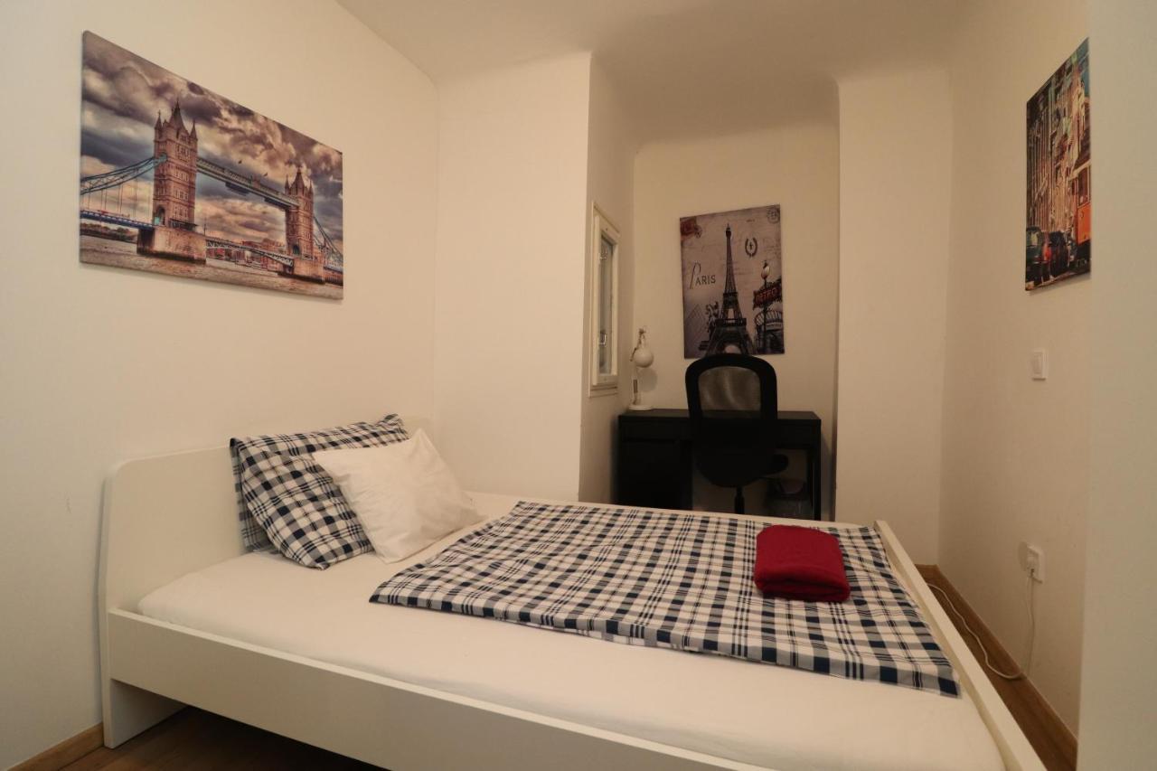 New Guest House A in Király Street 106 Budapest Kültér fotó