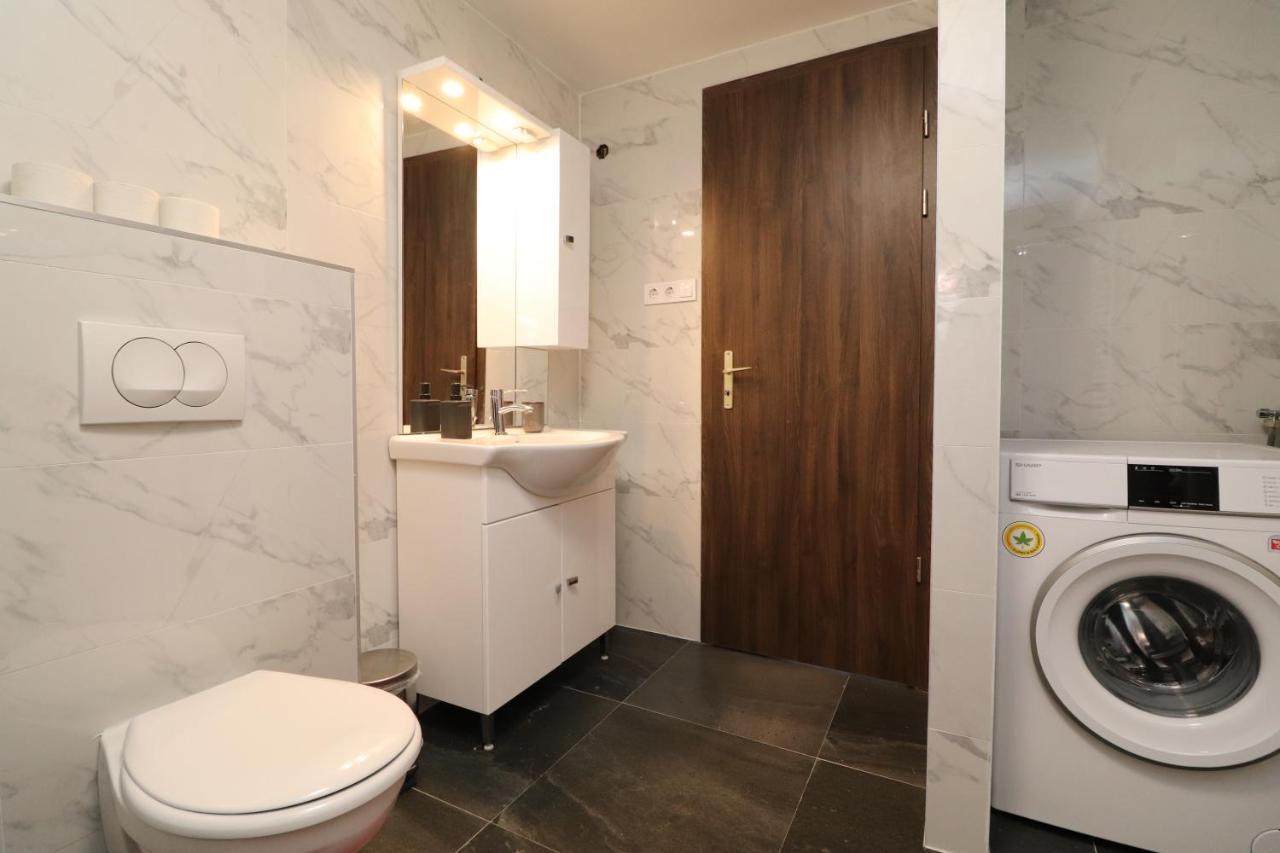 New Guest House A in Király Street 106 Budapest Kültér fotó